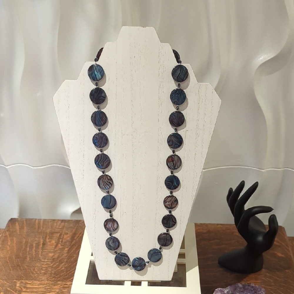 Mop necklace